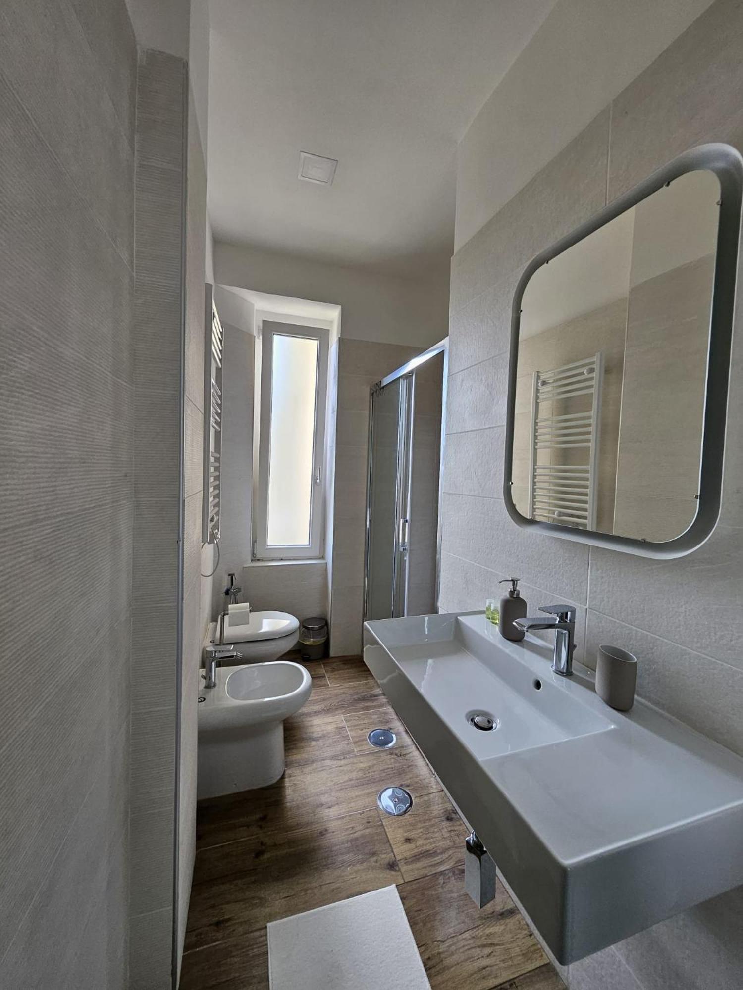 B&B Pietre Preziose Салерно Екстериор снимка